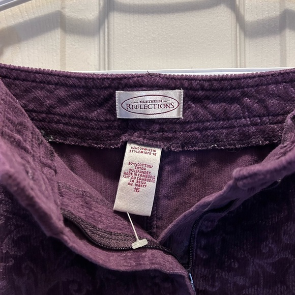 Vintage Corduroy skirt - Picture 8 of 8